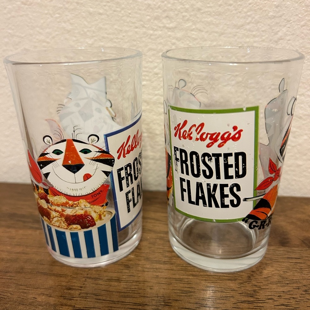 Vintage Set of 2 Kellogg’s Frosted Flakes Breakfast Juice Glasses Tony the Tiger